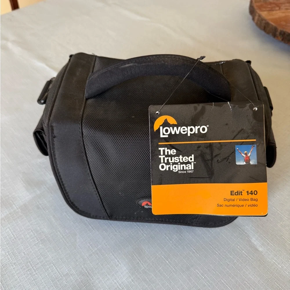 Black Camera Bag- Lowepro
